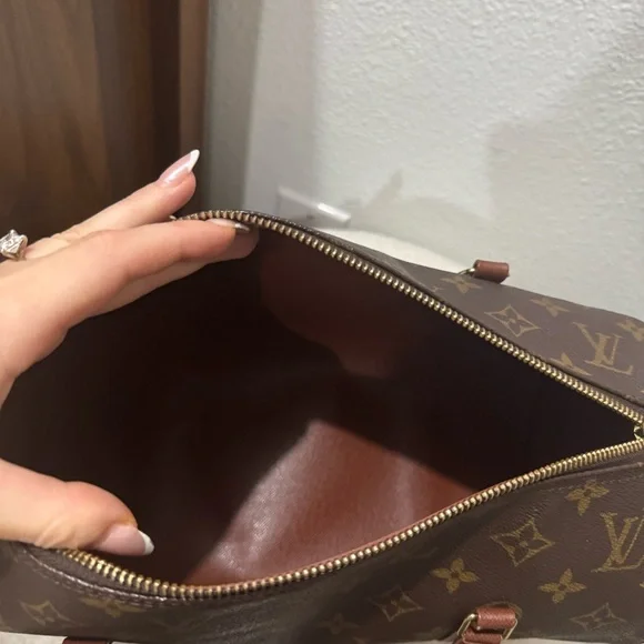 Louis Vuitton papillon 30